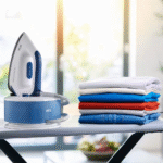 مكواة بخار بمولد بخار كيرستايل كومباكت CareStyle Compact أبيض / أزرق – موديل IS 2143BL